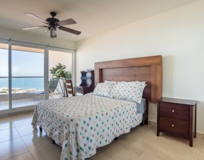 Condominio frente al mar en La Jolla Excellence con albercas, jacuzzi y playa