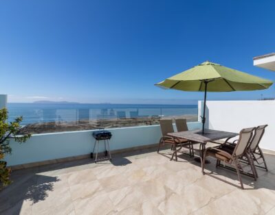 Spacious and comfortable home with ocean views